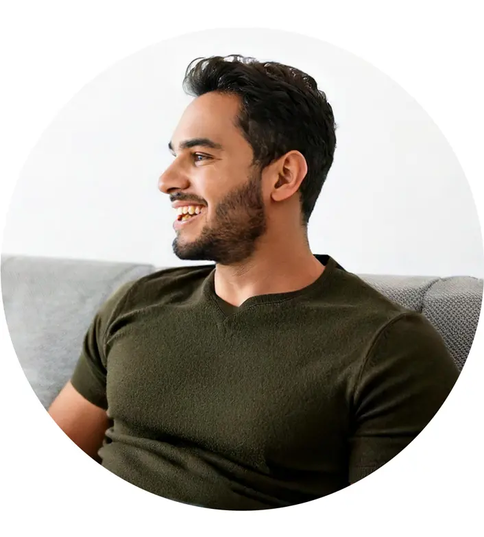 ein Foto von Mitarbeitern von Mindwavr, der heisst Dr.Lucky Kumar